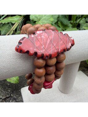 Boho Red Resin Arrowhead Wood Wire Wrapped Bracelet Statement Bead Stretch